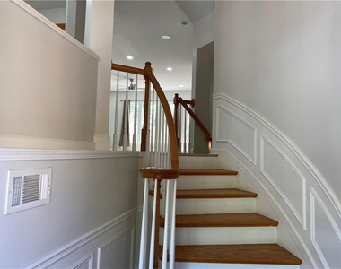 1893 Ridgemont Lane - Photo Thumbnail 17