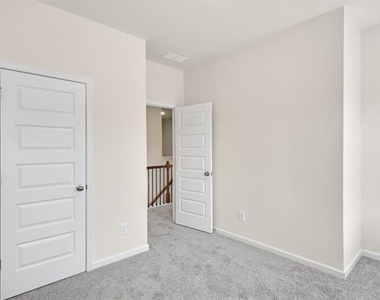 83 Professional Place - Photo Thumbnail 26