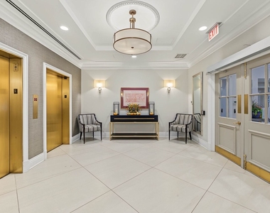 1250 N Dearborn Street - Photo Thumbnail 1