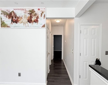 4166 Glenaire Way Nw - Photo Thumbnail 7