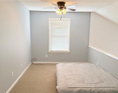 4166 Glenaire Way Nw - Photo Thumbnail 16