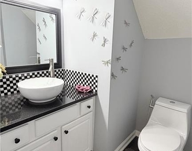 4166 Glenaire Way Nw - Photo Thumbnail 4