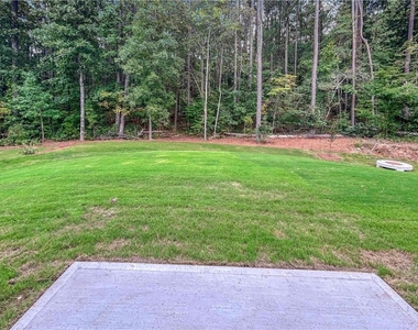 329 Creekview Way - Photo Thumbnail 36