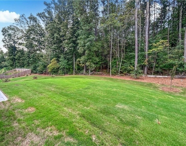 329 Creekview Way - Photo Thumbnail 38