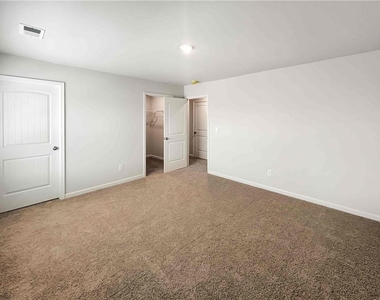 329 Creekview Way - Photo Thumbnail 24