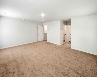 329 Creekview Way - Photo Thumbnail 20