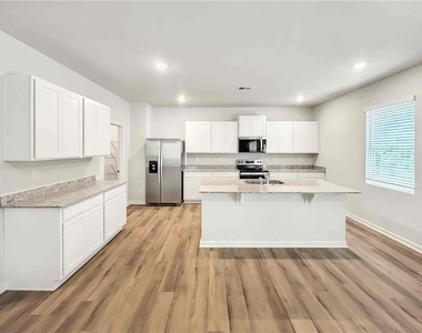 329 Creekview Way - Photo Thumbnail 10