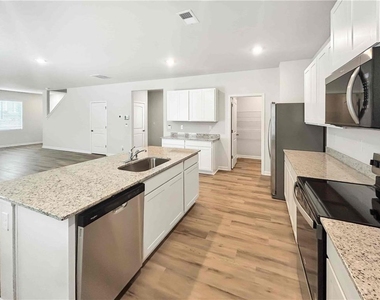 329 Creekview Way - Photo Thumbnail 7