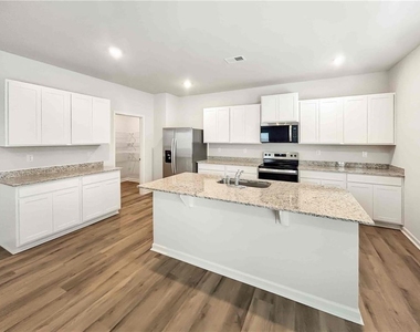 329 Creekview Way - Photo Thumbnail 6