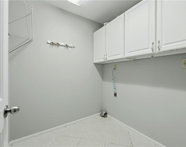 1122 Club Trace Ne - Photo Thumbnail 19