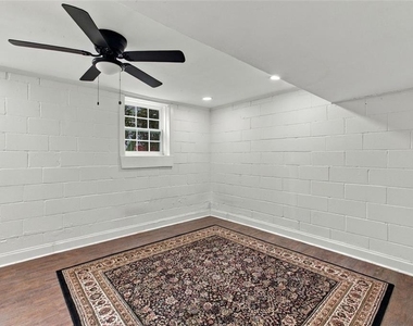 6216 Hayes Drive - Photo Thumbnail 27