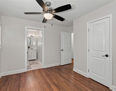 6216 Hayes Drive - Photo Thumbnail 22