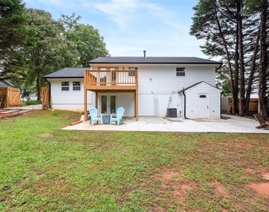 6216 Hayes Drive - Photo Thumbnail 35