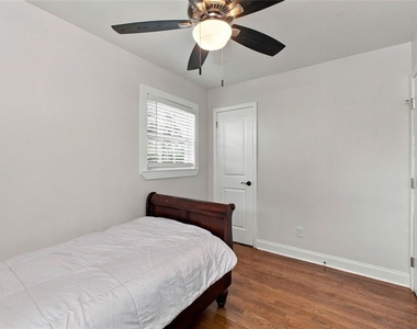 6216 Hayes Drive - Photo Thumbnail 20