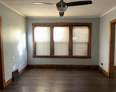 7609 S Perry Avenue - Photo Thumbnail 1