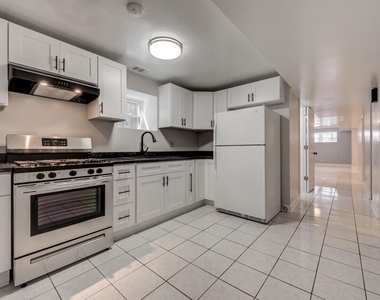 3637 W Oakdale Avenue - Photo Thumbnail 3