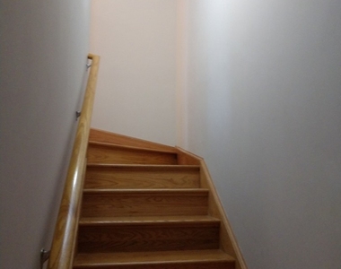 817 Chicago Avenue - Photo Thumbnail 10