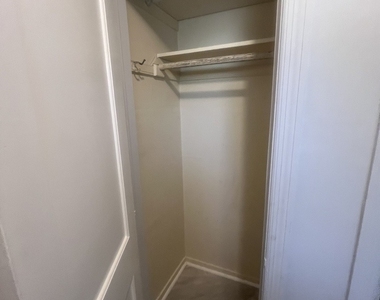 16750 Bulger Avenue - Photo Thumbnail 11