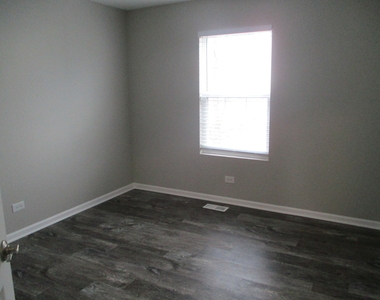 1749 Woodside Drive - Photo Thumbnail 27