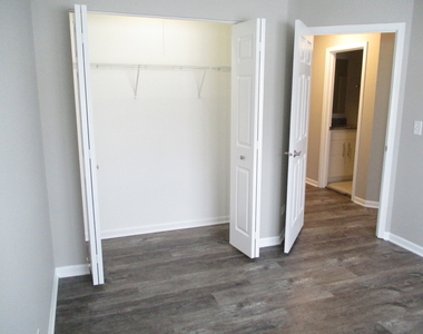 1749 Woodside Drive - Photo Thumbnail 25