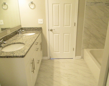 1749 Woodside Drive - Photo Thumbnail 18