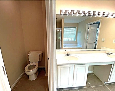 13300 Morris Road - Photo Thumbnail 22