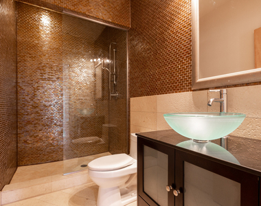 5766 N Lincoln Avenue - Photo Thumbnail 16