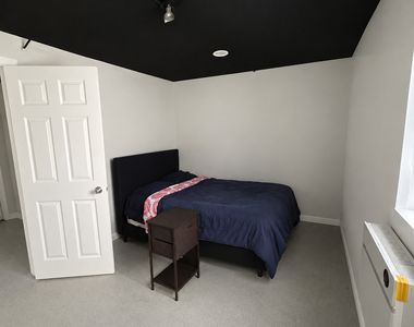 2116 S Springfield Avenue - Photo Thumbnail 22