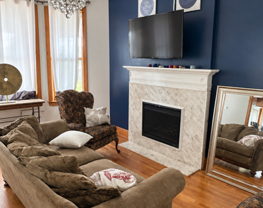 2116 S Springfield Avenue - Photo Thumbnail 3