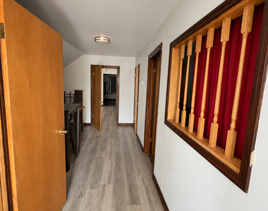 2116 S Springfield Avenue - Photo Thumbnail 14