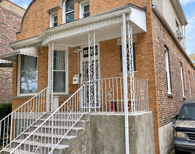 2116 S Springfield Avenue - Photo Thumbnail 1
