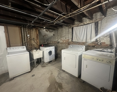 7609 S Perry Avenue - Photo Thumbnail 8