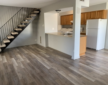 1505 Cornell Court - Photo Thumbnail 3