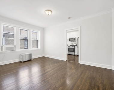 4406 W Altgeld Street - Photo Thumbnail 1