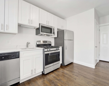 4406 W Altgeld Street - Photo Thumbnail 7