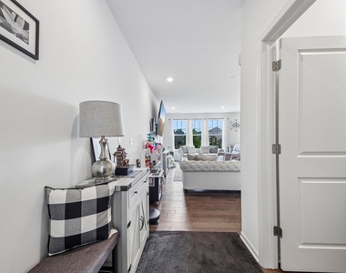 2629 Martini Street - Photo Thumbnail 3