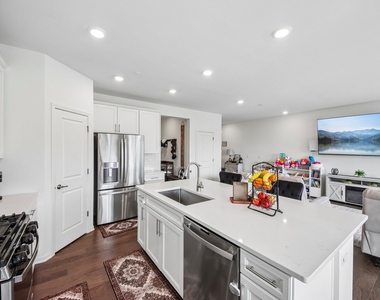 2629 Martini Street - Photo Thumbnail 9