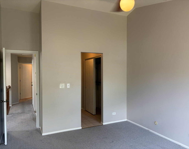 238 Green Knoll Lane - Photo Thumbnail 8