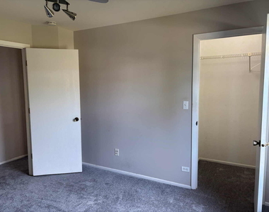 238 Green Knoll Lane - Photo Thumbnail 13