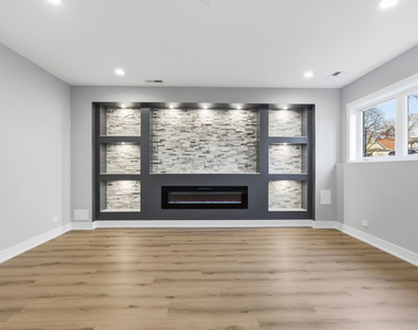 2724 Budd Street - Photo Thumbnail 14