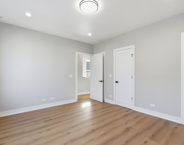 2724 Budd Street - Photo Thumbnail 19
