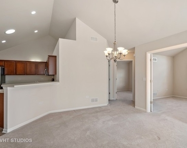 625 Schumann Street - Photo Thumbnail 5