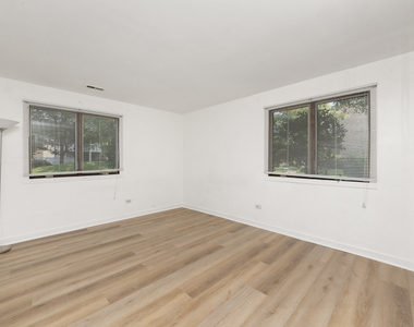 1420 Stonebridge Circle - Photo Thumbnail 6