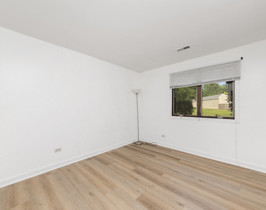 1420 Stonebridge Circle - Photo Thumbnail 9