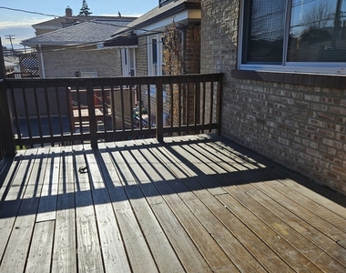 2617 N 74th Court - Photo Thumbnail 11