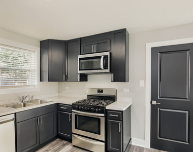 17636 Dixie Highway - Photo Thumbnail 7
