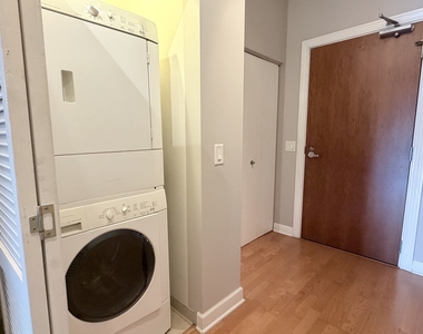 1235 S Prairie Avenue - Photo Thumbnail 14