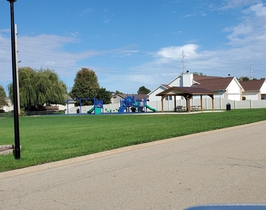 703b Burgess Drive - Photo Thumbnail 17