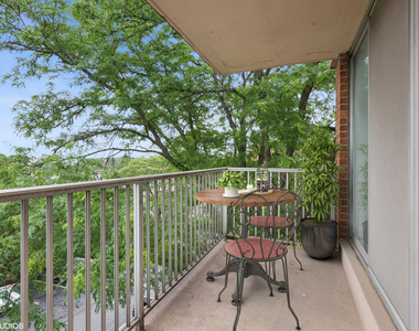 2200 S Stewart Avenue - Photo Thumbnail 16