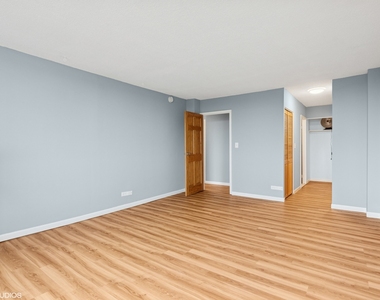 2200 S Stewart Avenue - Photo Thumbnail 15
